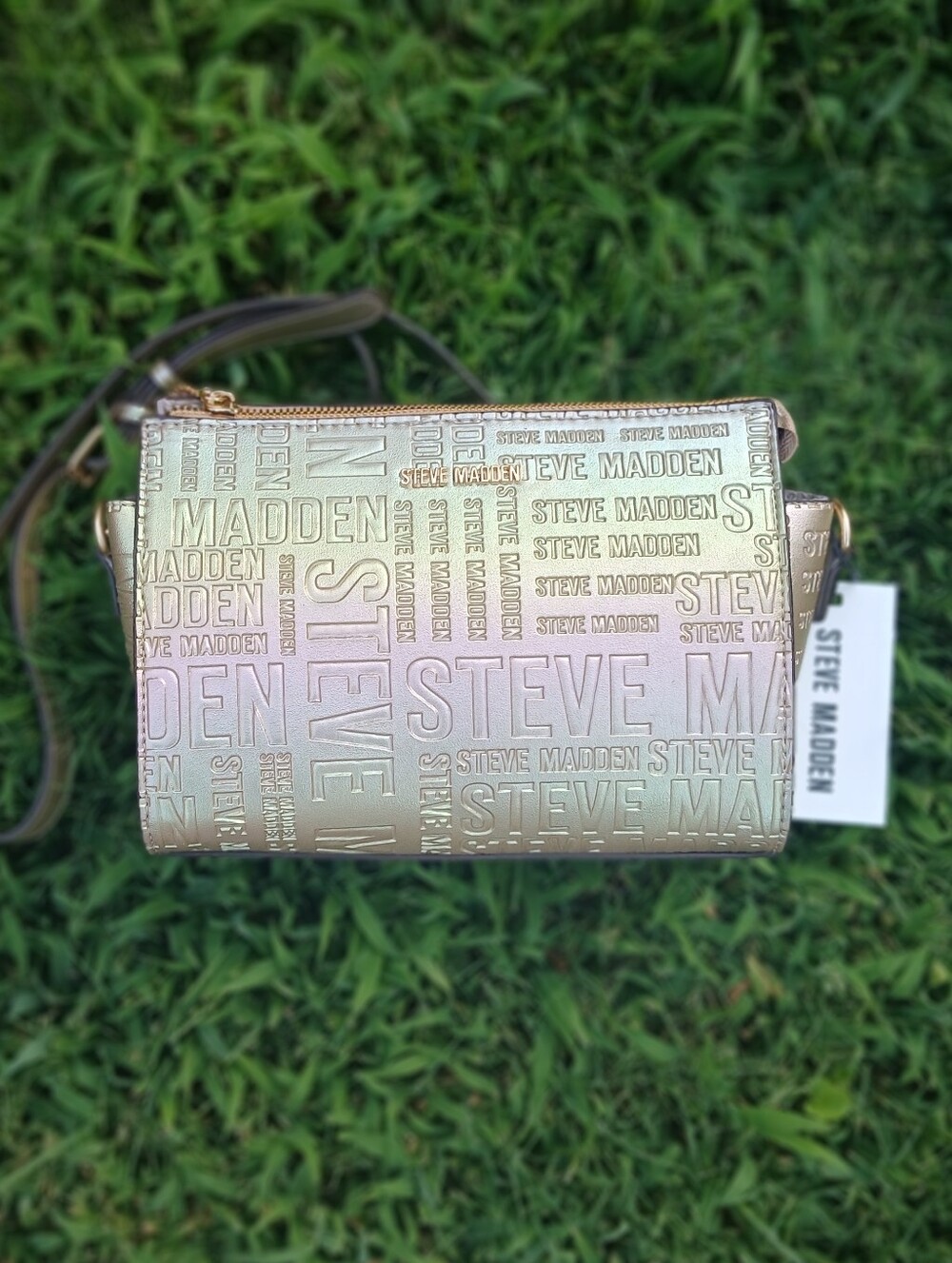 ✨️ Steve Madden Lexi Holographic Debossed Logo Crossbody Bag, Gold